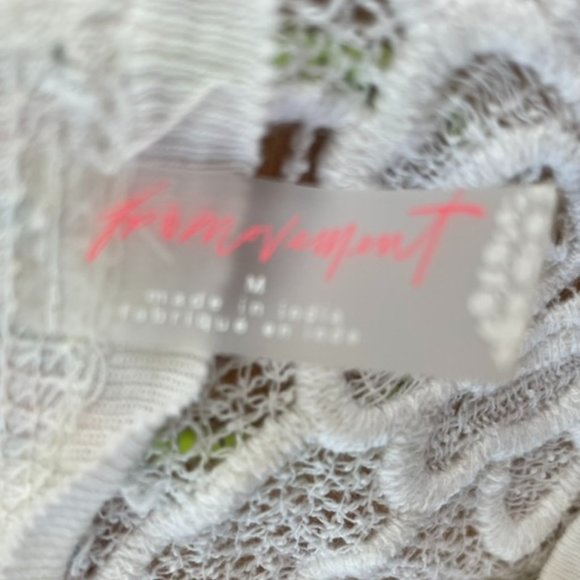 Free People Movement Still A Vibe Tee M - Picture 7 of 12